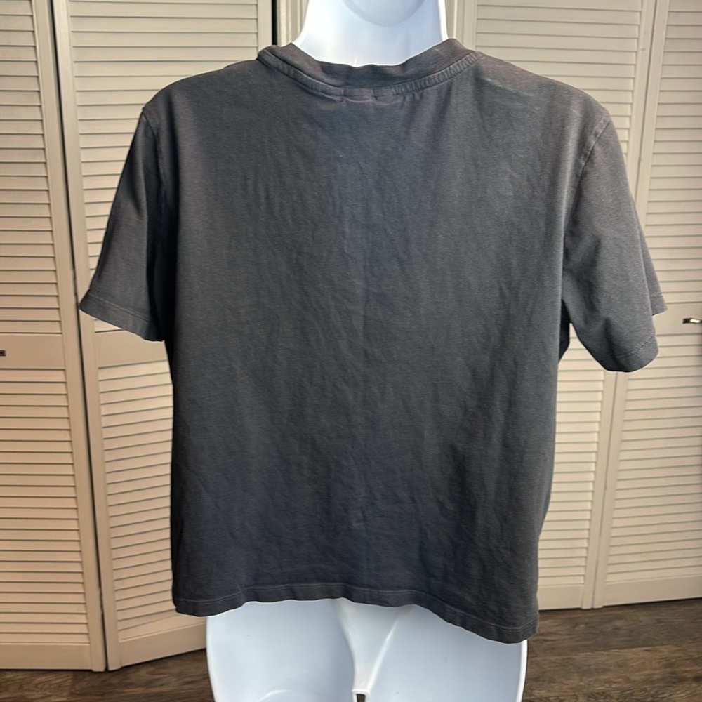 H&M Graphic Tee - Picture 2 of 5